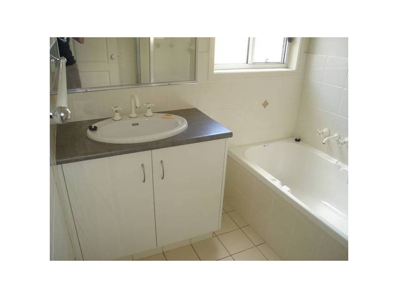 63 Tiger Drive, Arundel QLD 4214