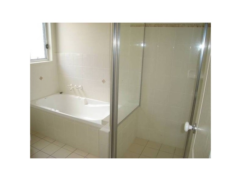 63 Tiger Drive, Arundel QLD 4214