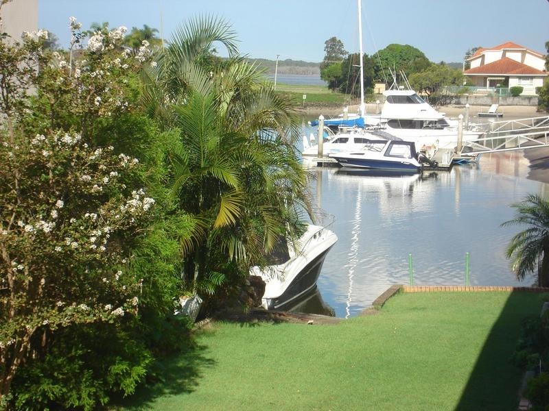 5/83 Bayview Street, Runaway Bay QLD 4216