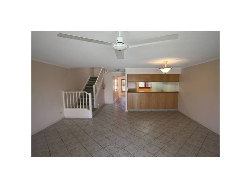 Hollywell QLD 4216