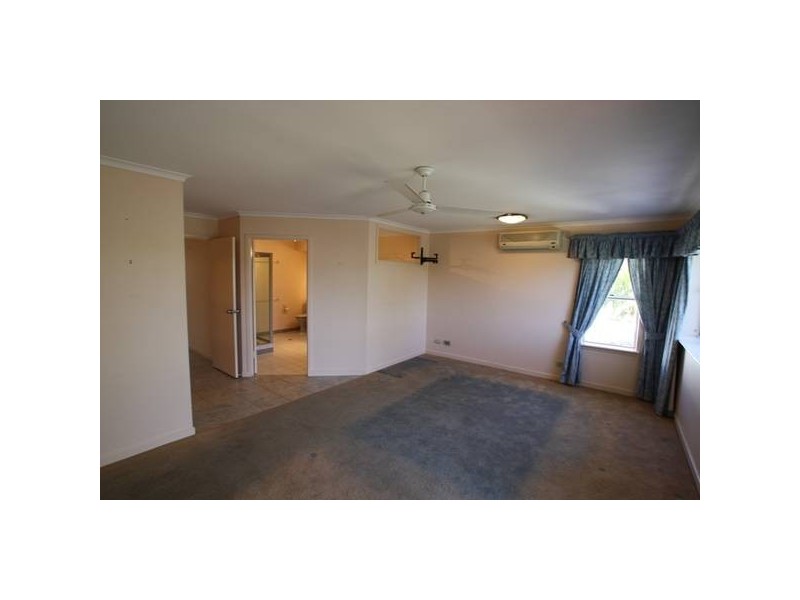 Hollywell QLD 4216