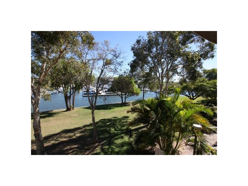 Hollywell QLD 4216