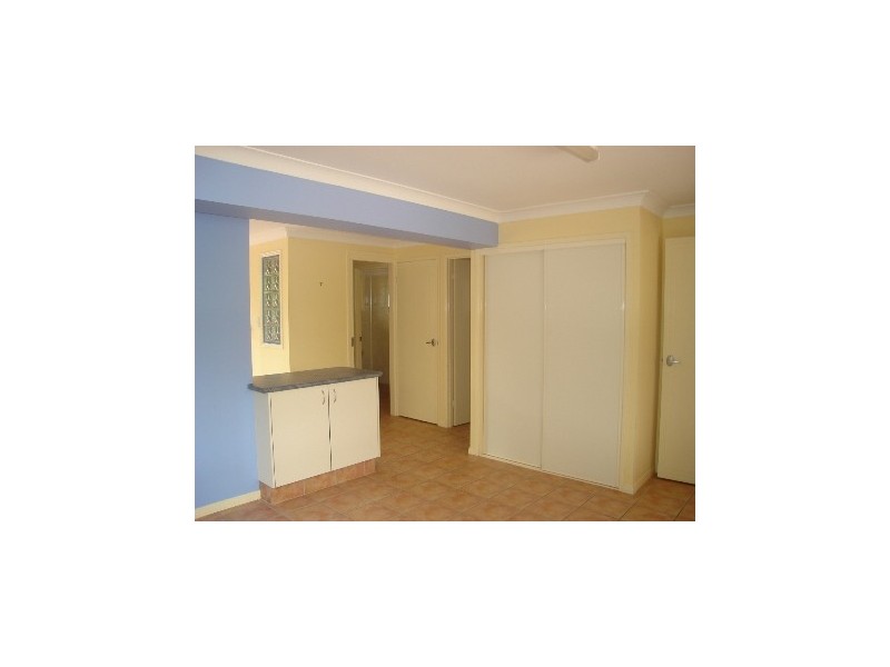 9 Runaway Bay Avenue, Runaway Bay QLD 4216