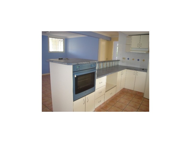 9 Runaway Bay Avenue, Runaway Bay QLD 4216