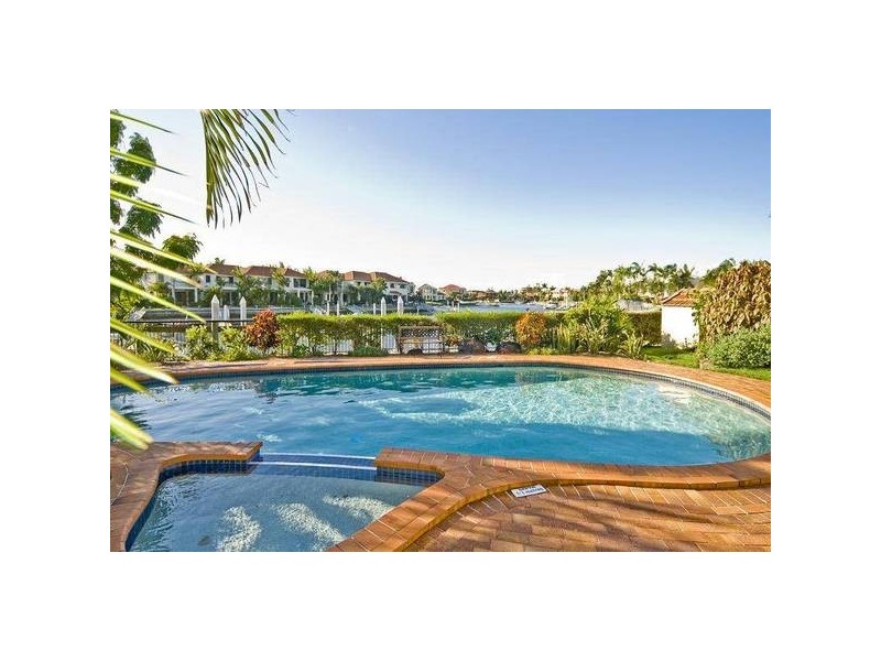 Runaway Bay QLD 4216