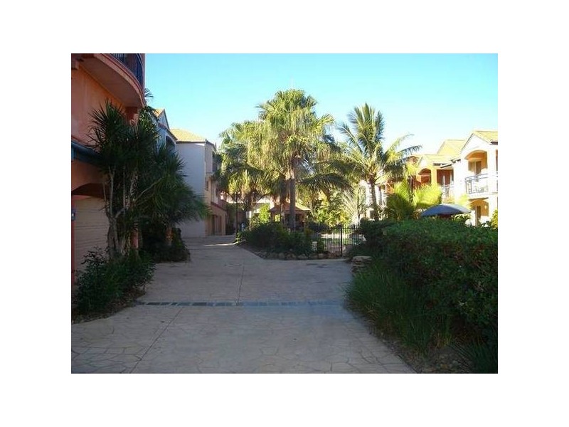 35/35 John Lund Drive, Hope Island QLD 4212