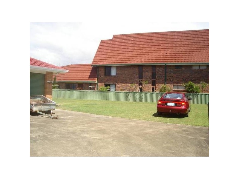 12 Daru Avenue, Runaway Bay QLD 4216