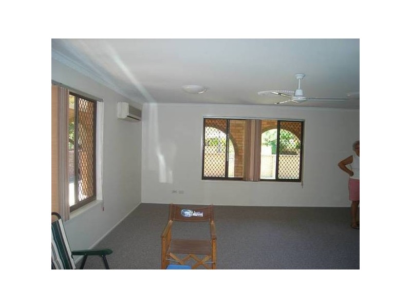 12 Daru Avenue, Runaway Bay QLD 4216