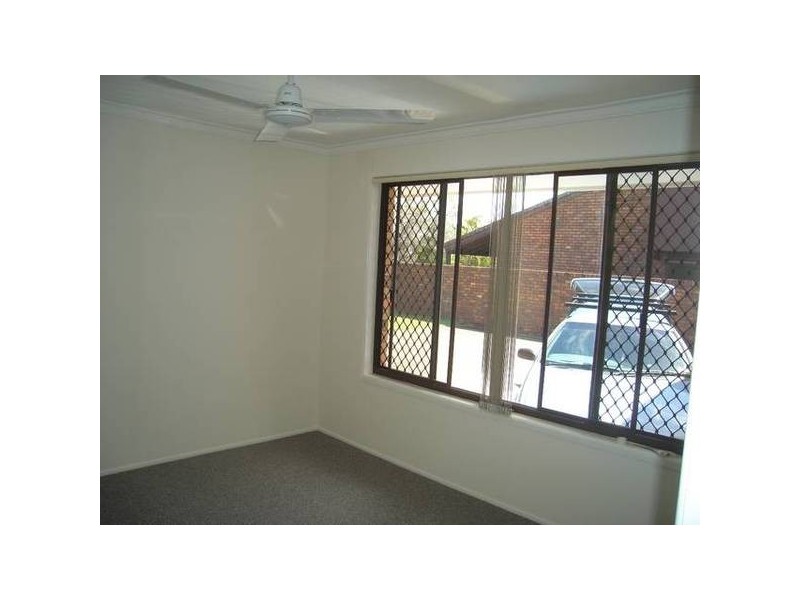 12 Daru Avenue, Runaway Bay QLD 4216