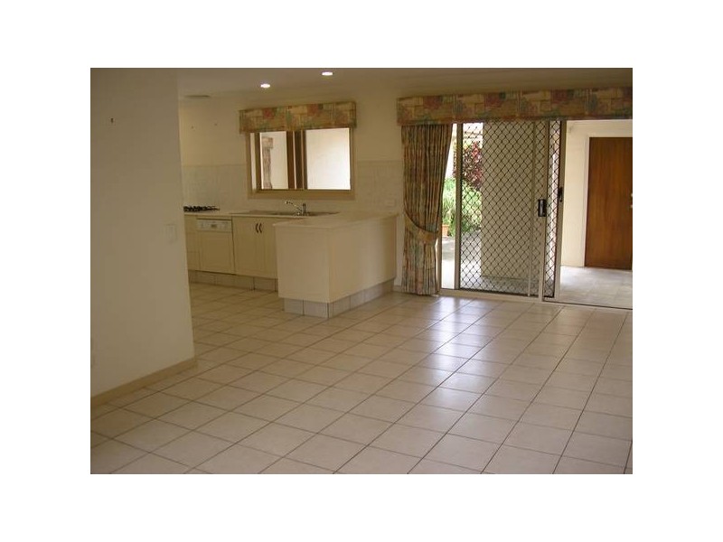 Paradise Point QLD 4216