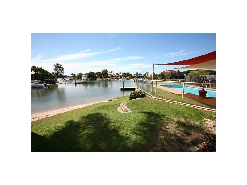 Paradise Point QLD 4216