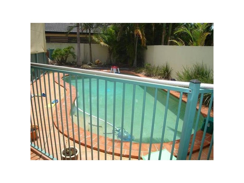 Hope Island QLD 4212