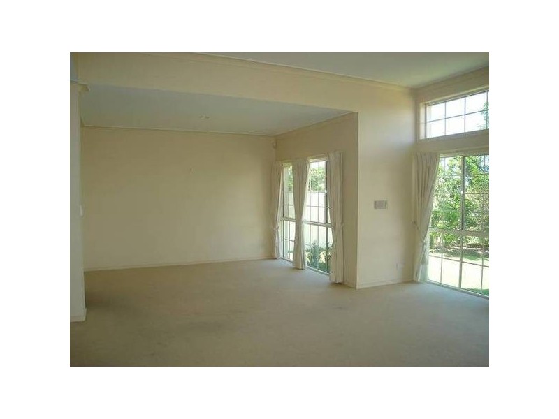 Hope Island QLD 4212