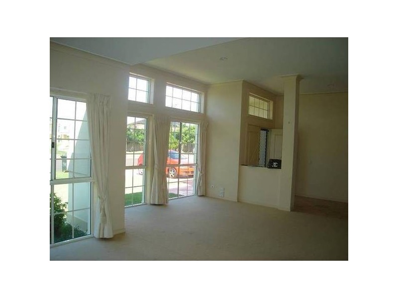 Hope Island QLD 4212