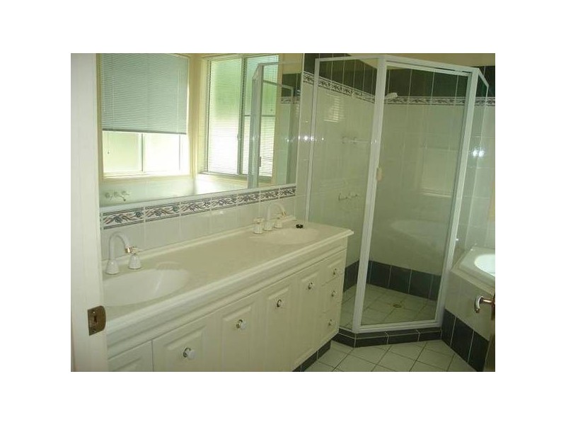 Hope Island QLD 4212