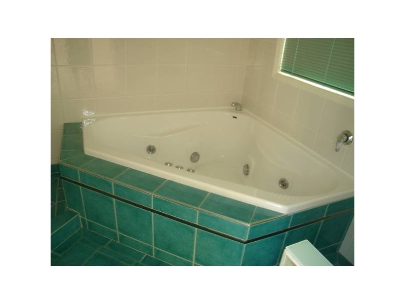 8 Buccaneer Ct, Paradise Waters QLD 4217