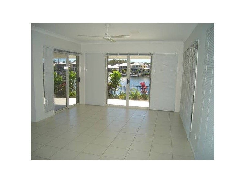 5 Nocturne Lane, Coomera QLD 4209