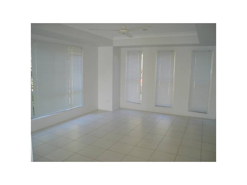 5 Nocturne Lane, Coomera QLD 4209