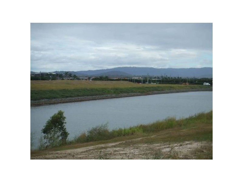 Hope Island QLD 4212