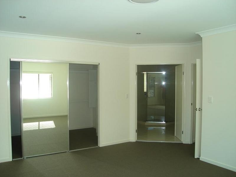 Coombabah QLD 4216