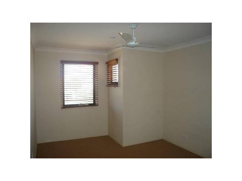 1/9 Jasmine Court, Hollywell QLD 4216