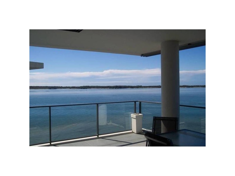 Paradise Point QLD 4216