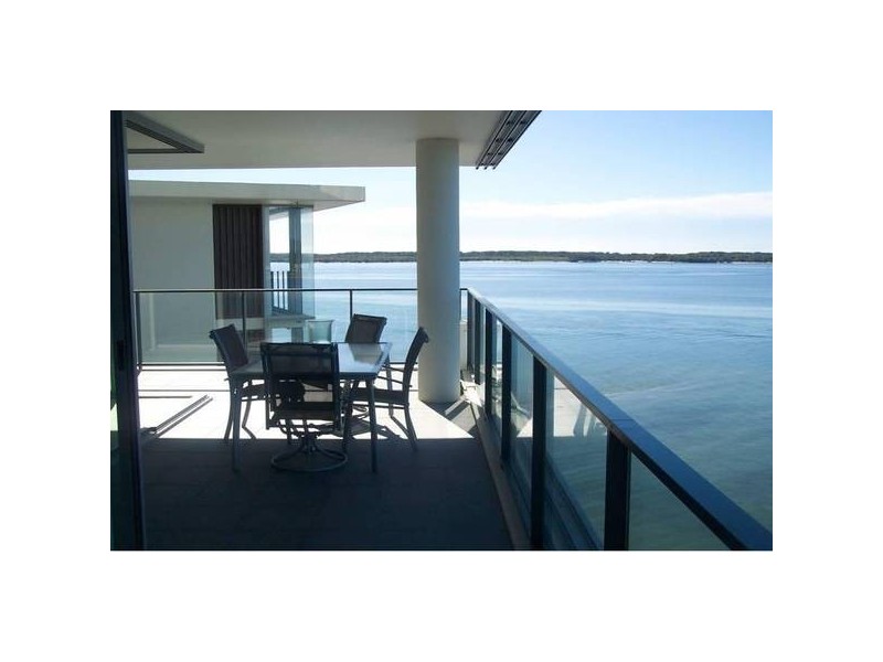 Paradise Point QLD 4216