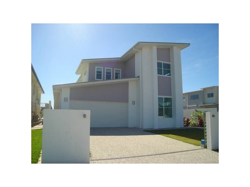 45 Coomera Court, Hope Island QLD 4212