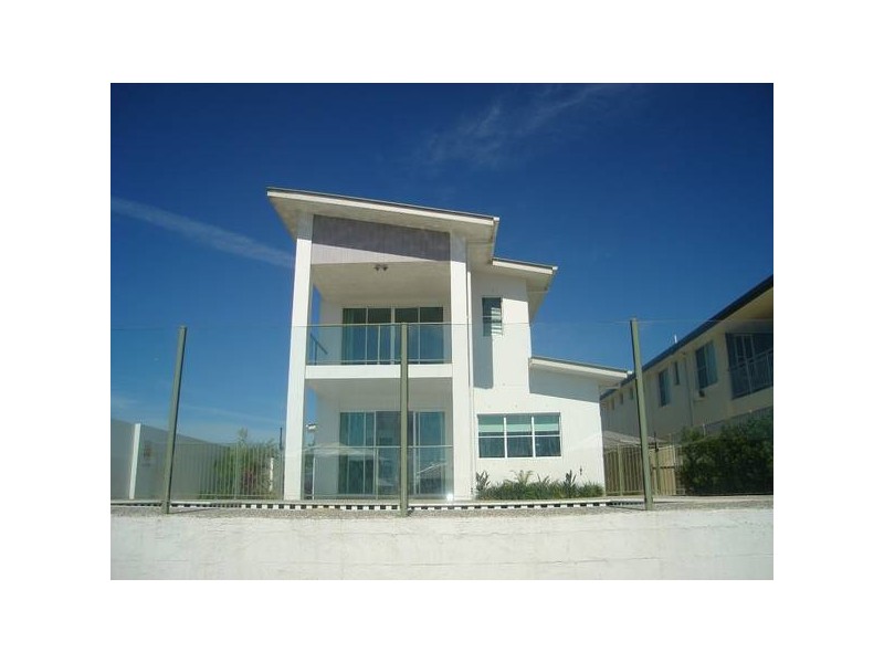 45 Coomera Court, Hope Island QLD 4212