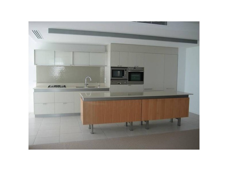 Paradise Point QLD 4216