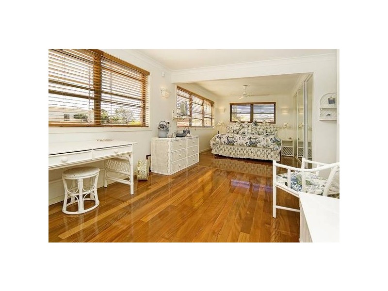 Runaway Bay QLD 4216