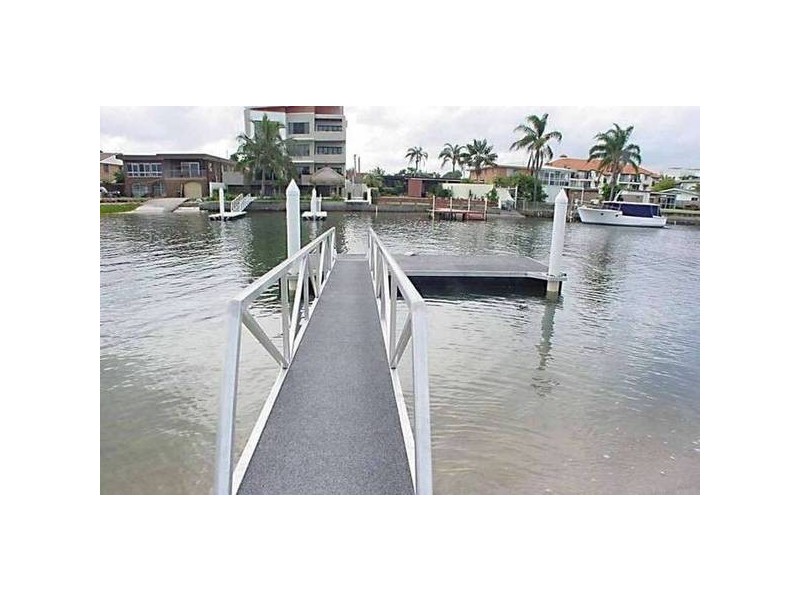 Runaway Bay QLD 4216