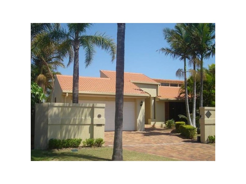 29 Cockelshell Court, Runaway Bay QLD 4216