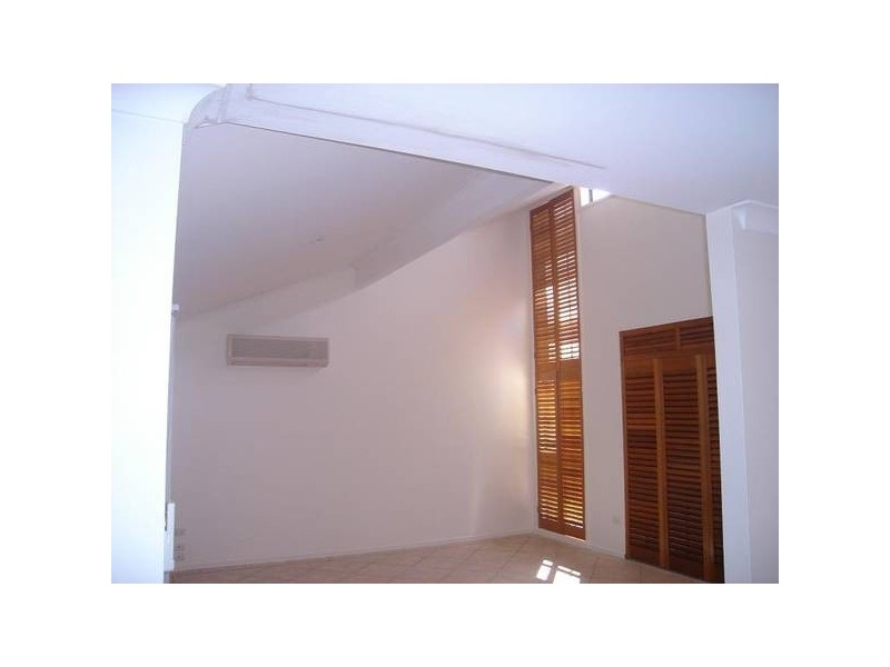 29 Cockelshell Court, Runaway Bay QLD 4216