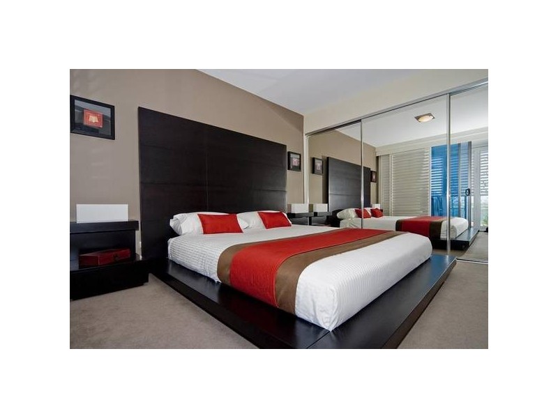 438 Marine Parade, Biggera Waters QLD 4216