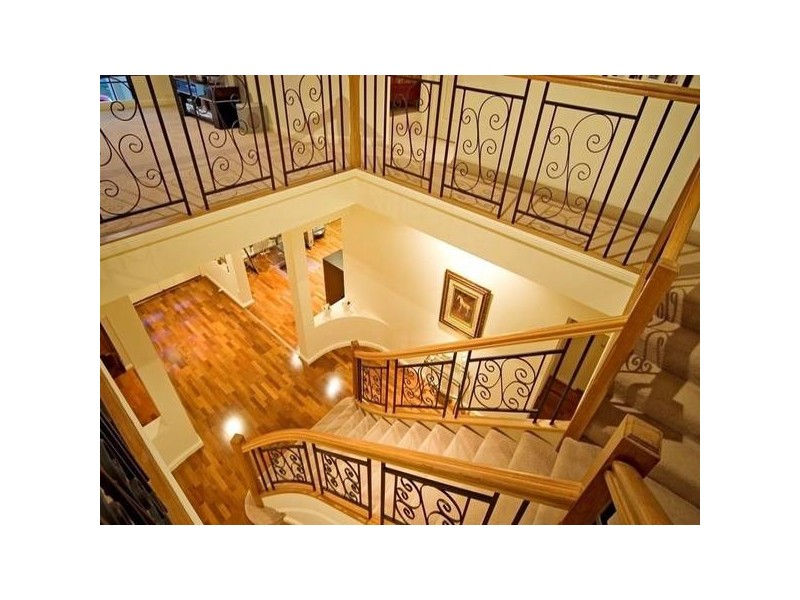 Hope Island QLD 4212