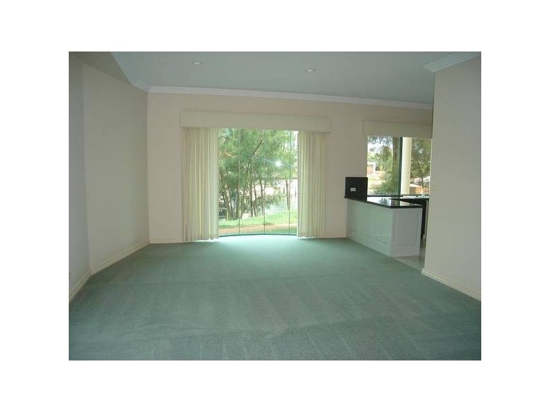 Paradise Waters QLD 4217