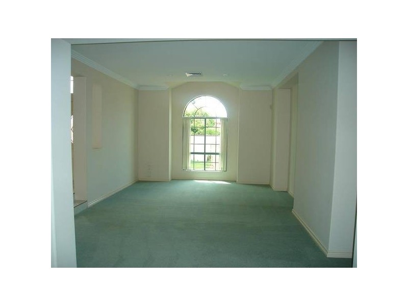 Paradise Waters QLD 4217