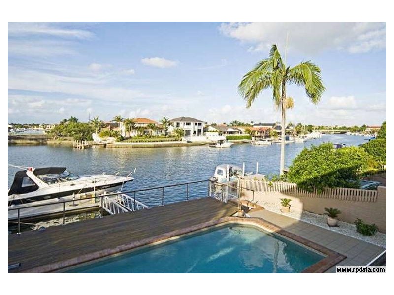 59 Limetree Parade, Runaway Bay QLD 4216