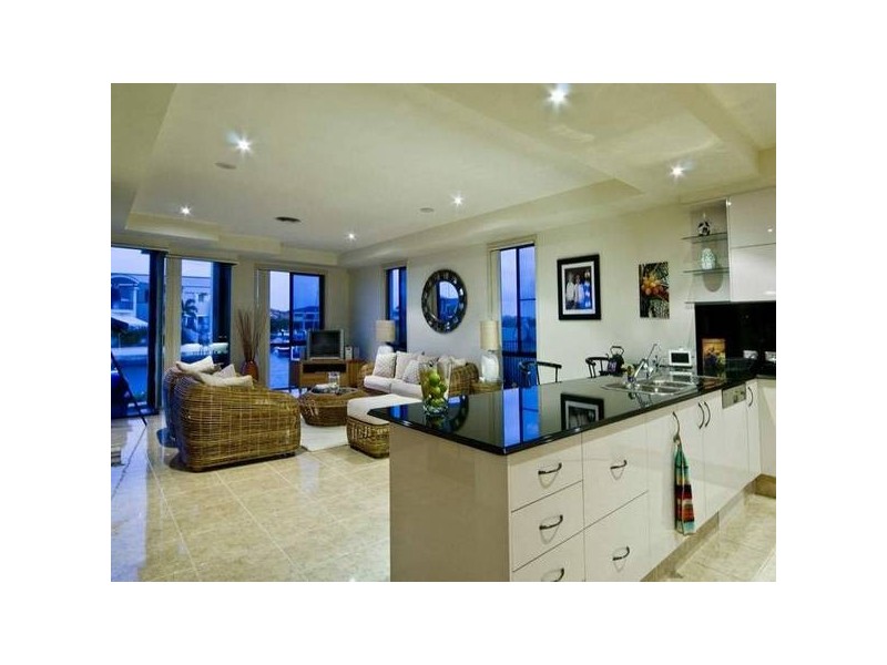 Paradise Point QLD 4216