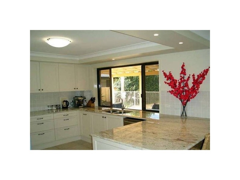 20 Cockleshell Court, Runaway Bay QLD 4216