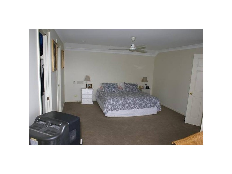 20 Cockleshell Court, Runaway Bay QLD 4216