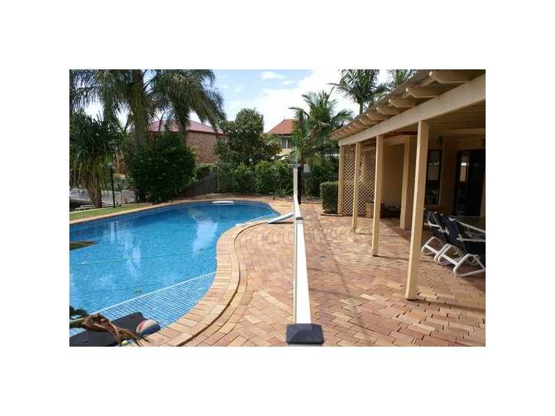 20 Cockleshell Court, Runaway Bay QLD 4216