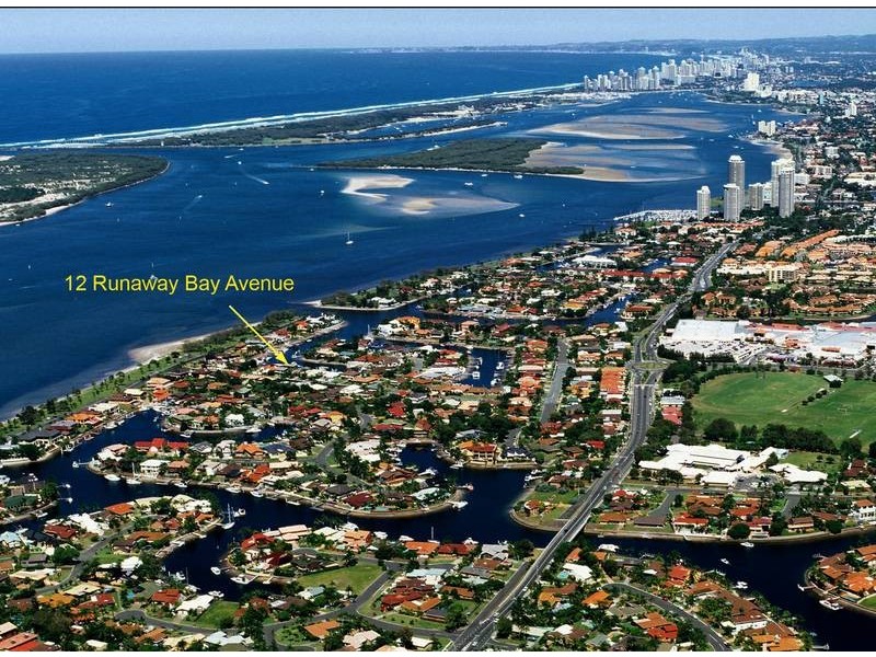 12 Runaway Bay Avenue, Runaway Bay QLD 4216