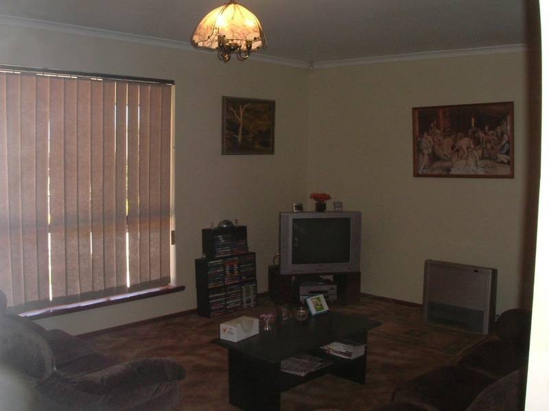 10 Evelyn Sturt Drive, Willunga SA 5172
