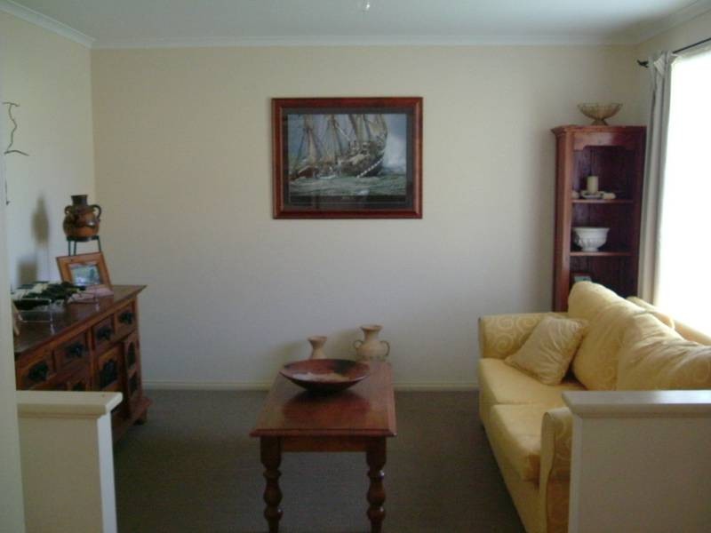4 Light Place, Mount Compass SA 5210