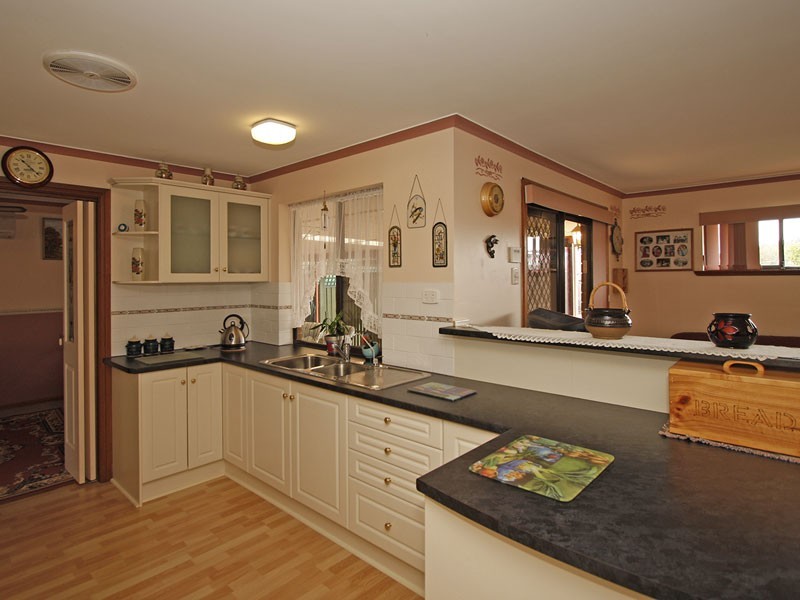 41 Vine Street, Mclaren Vale SA 5171