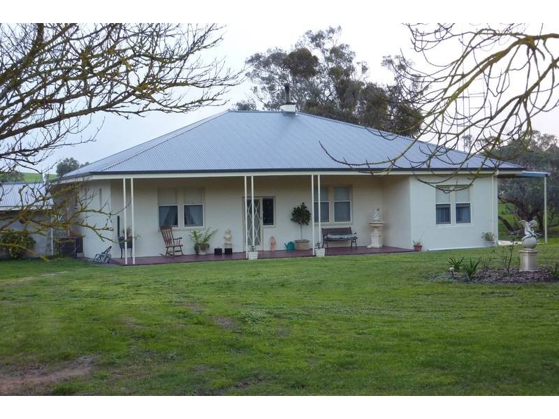 Victor Habor Road, Mount Compass SA 5210