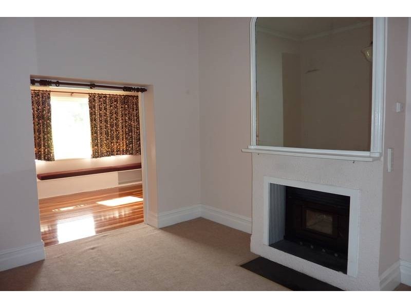 Victor Habor Road, Mount Compass SA 5210