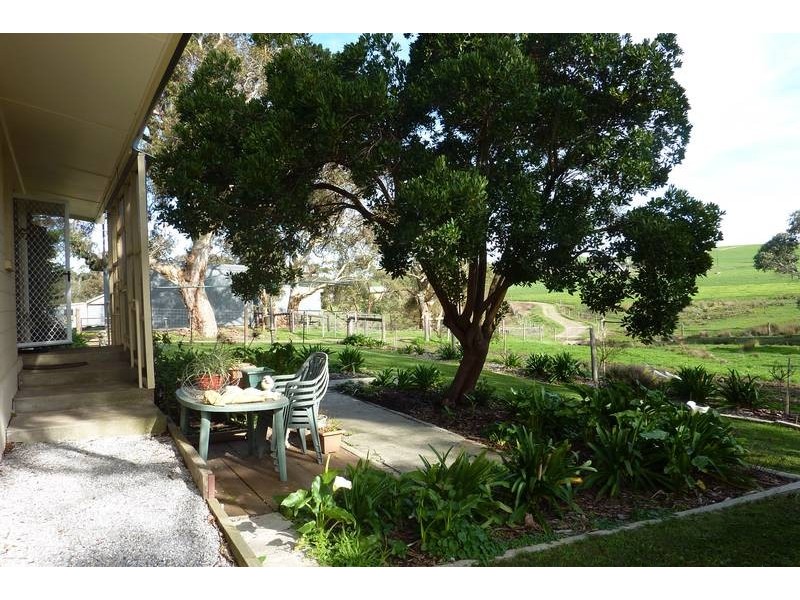 Victor Habor Road, Mount Compass SA 5210